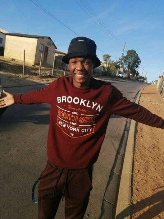 Mr Lion kau RSA ft Mr Luuh - No abangani Featuring Prod by Smart voice triple quality