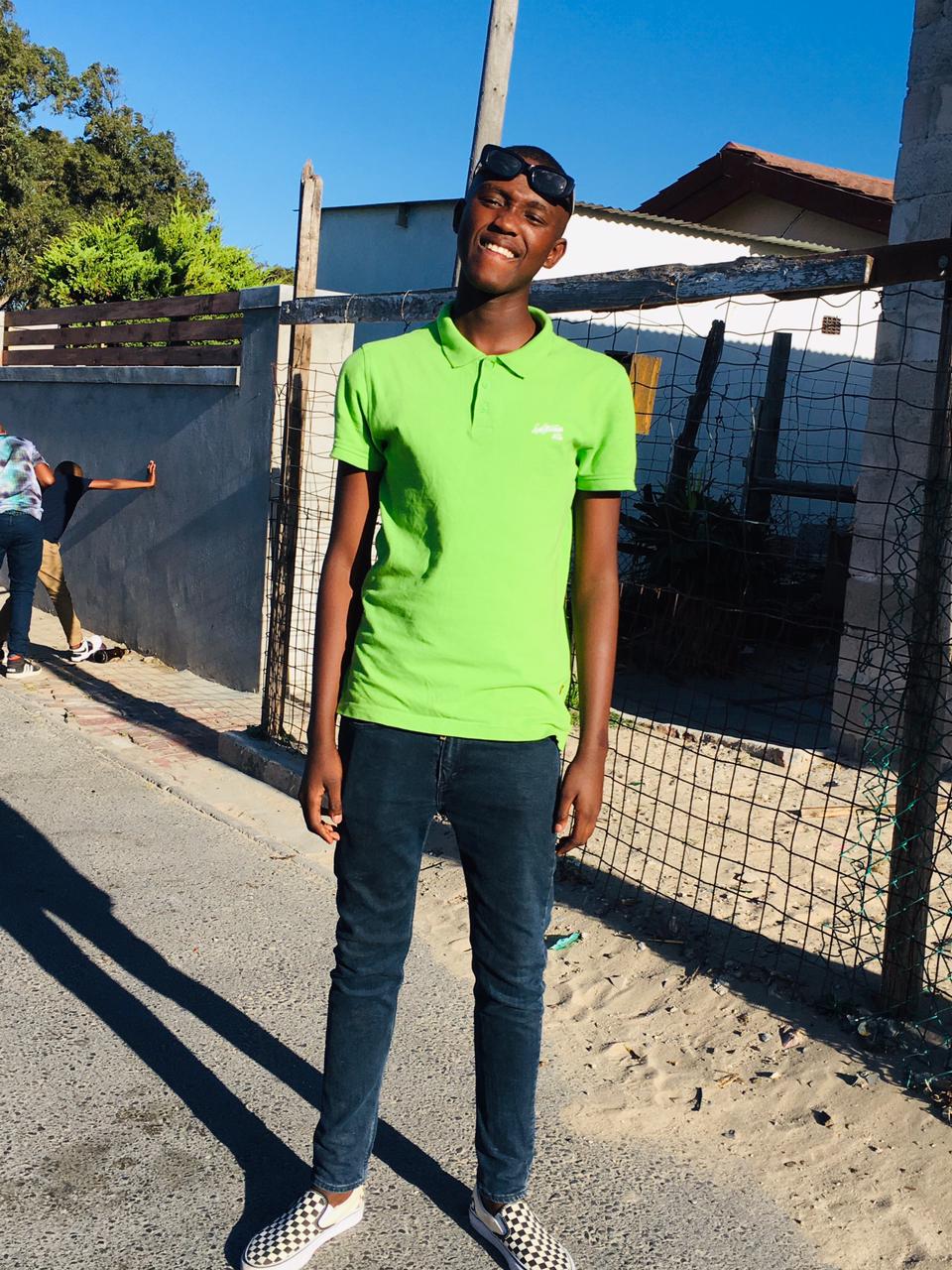 Deejay Lutho - 4.The Dombolo Dance
