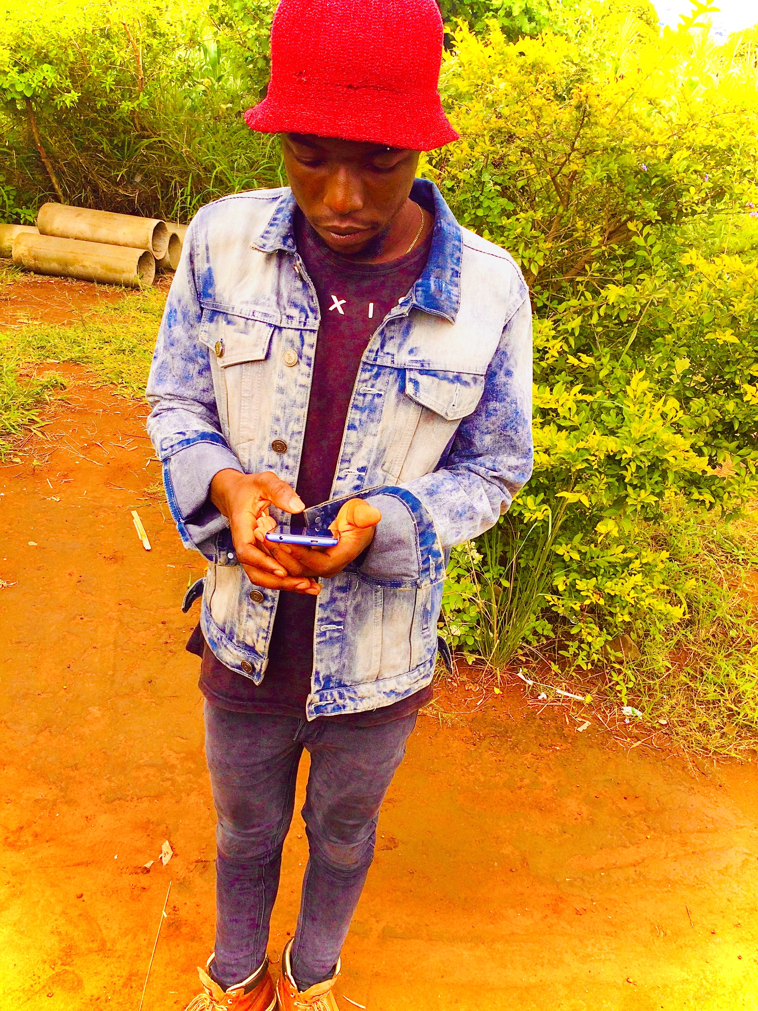 Creative x MC - Valentine Day Featuring Ndivhuwo Phyll x Askay