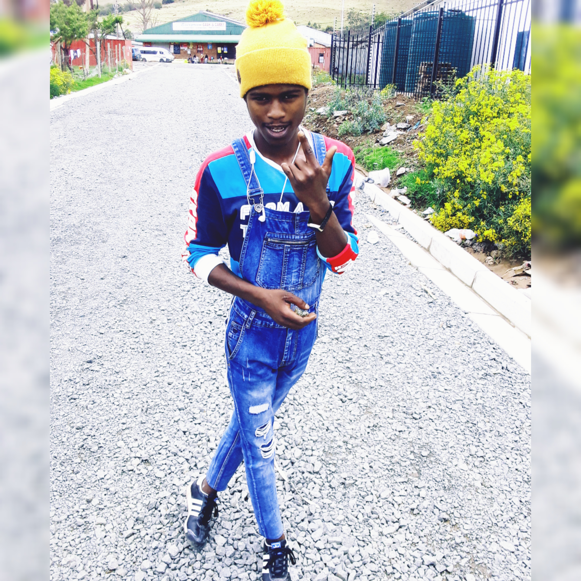 Ngqesta_Mosslou - NGU(Remake) Featuring StunnKID