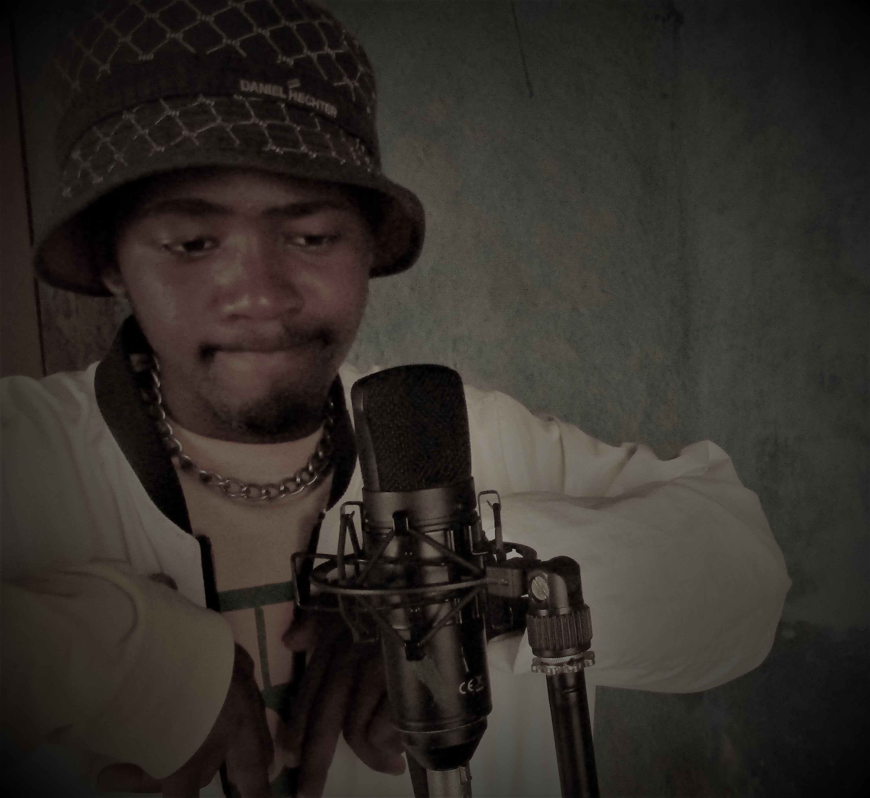 bankroll - En3rgy Featuring God Dr