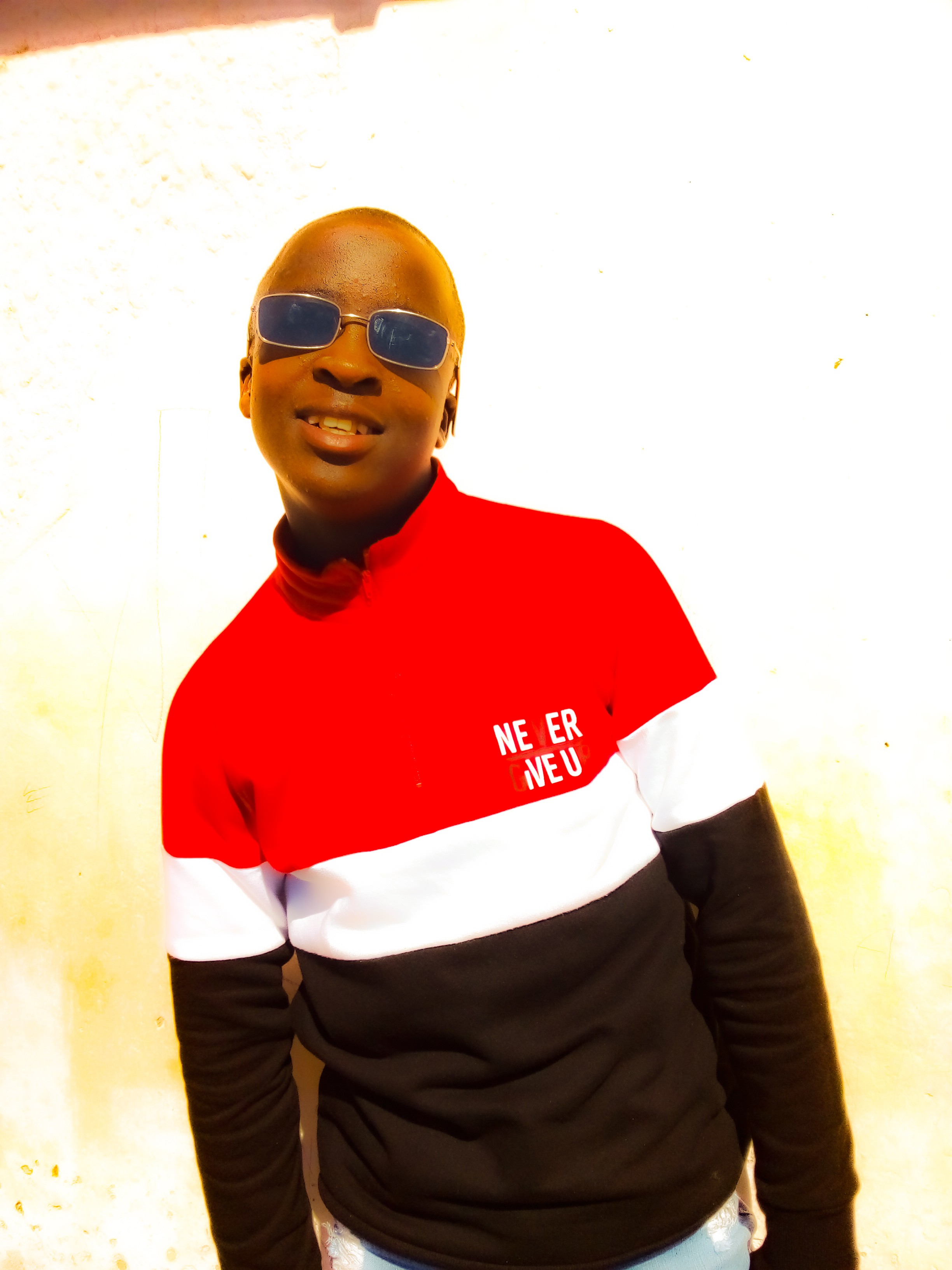 Embee[Mr Innocent] - Cel'un'bonis'indlela Featuring Skeem Sama P.O.D
