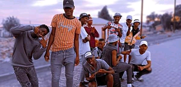 ScaaBaa Wodumo Yabo - CrazyLove