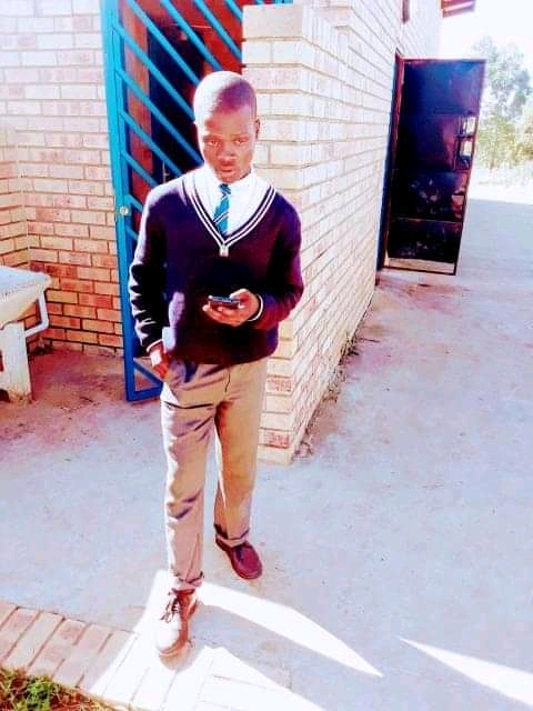 Tar Sorana - Bendicela uthando ntombi Featuring None