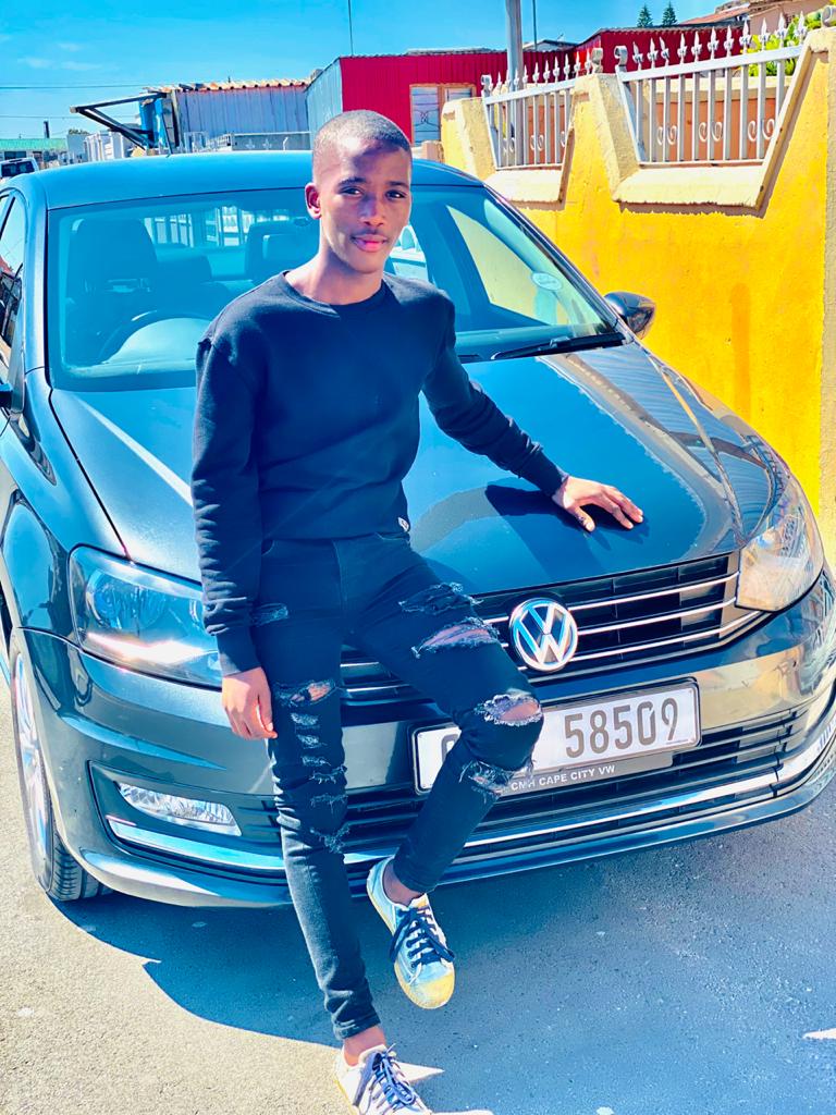 Avee[Usenzani] ft Libra - Ekse`[Sihle Sishuba] 01 Reprise Featuring Libra