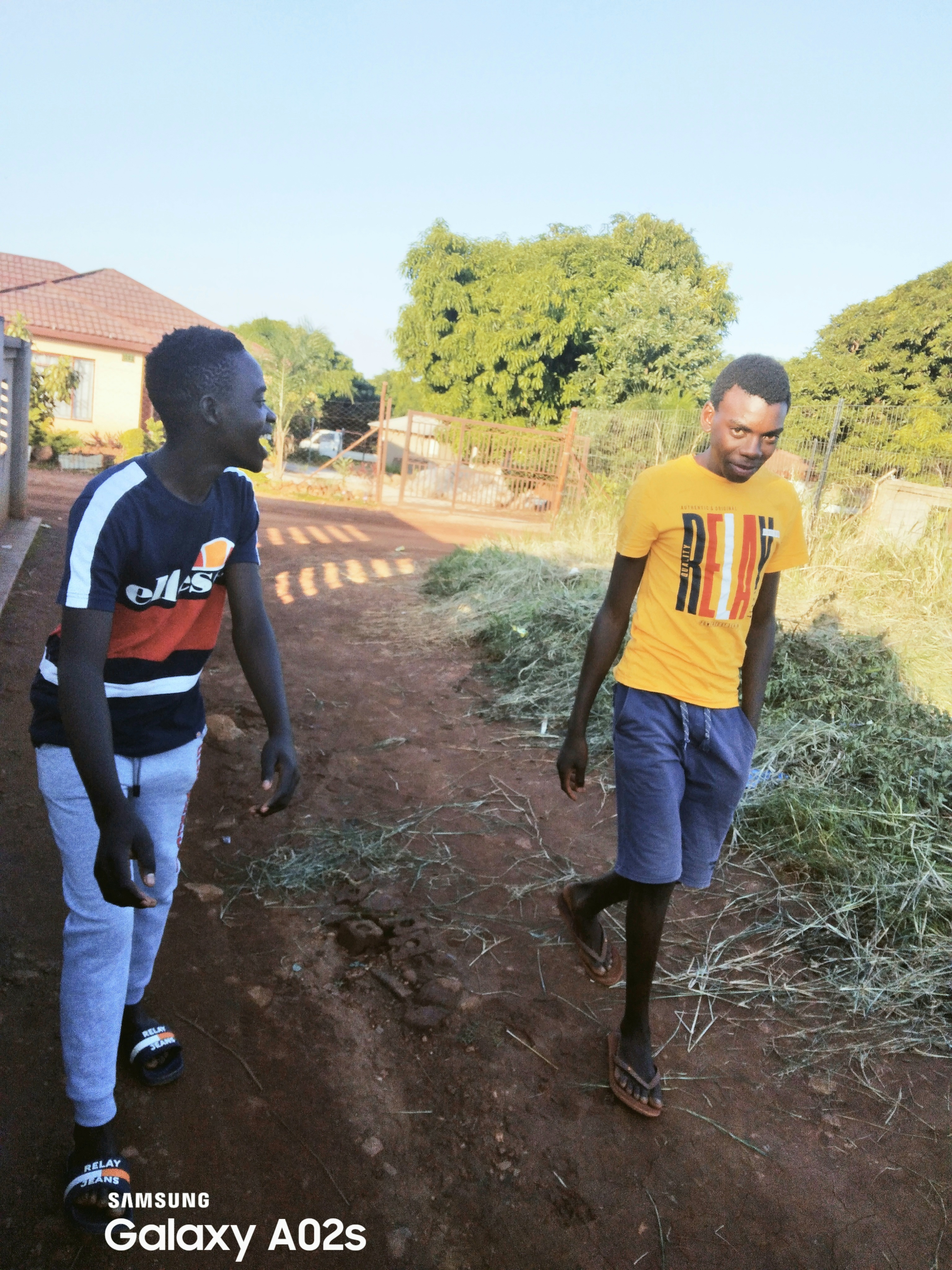 Ricophyll ft eazykill - Umuthu wanga