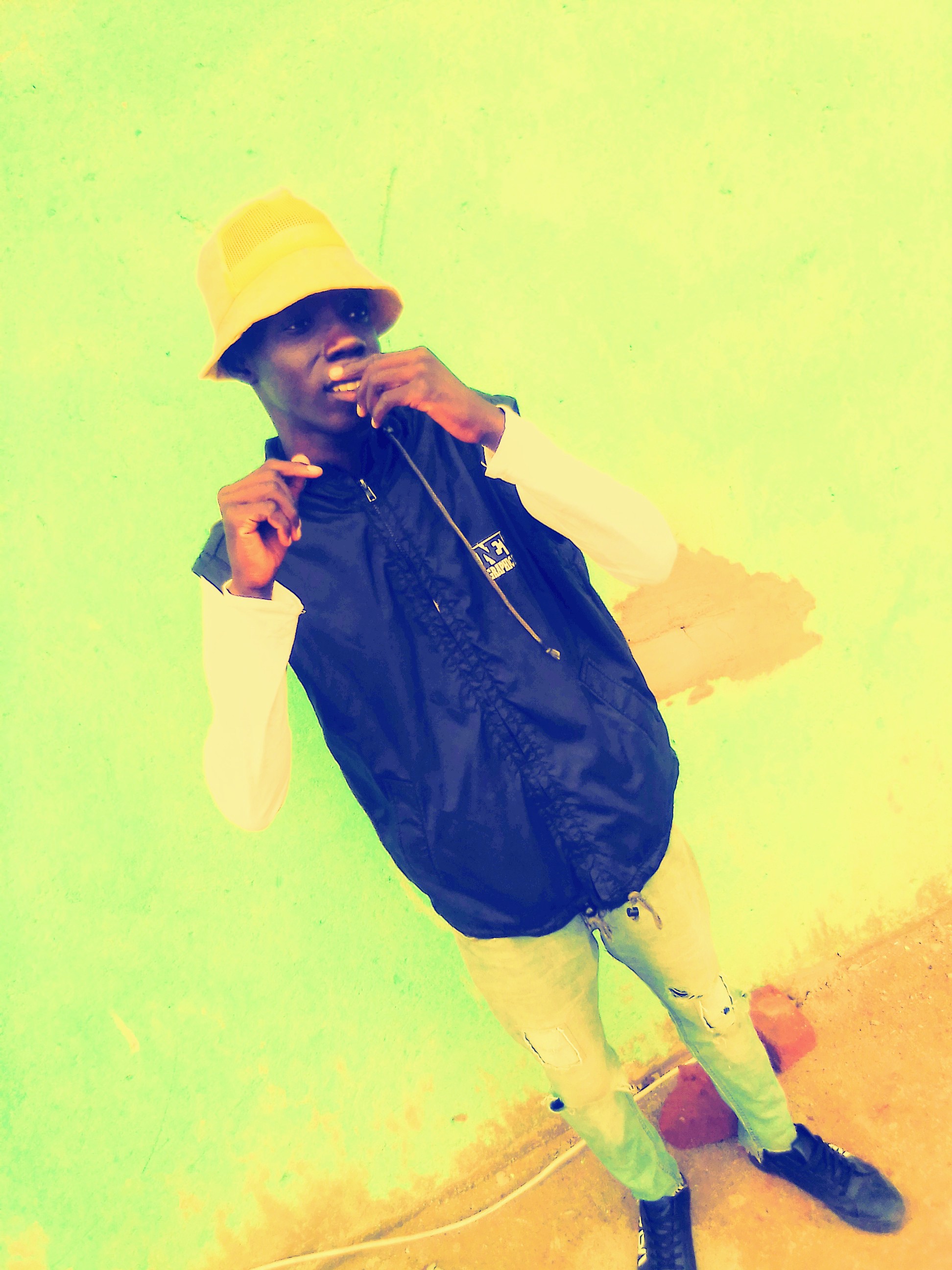 Mac Brown - Shadiyona mp3 Featuring SK - trolley