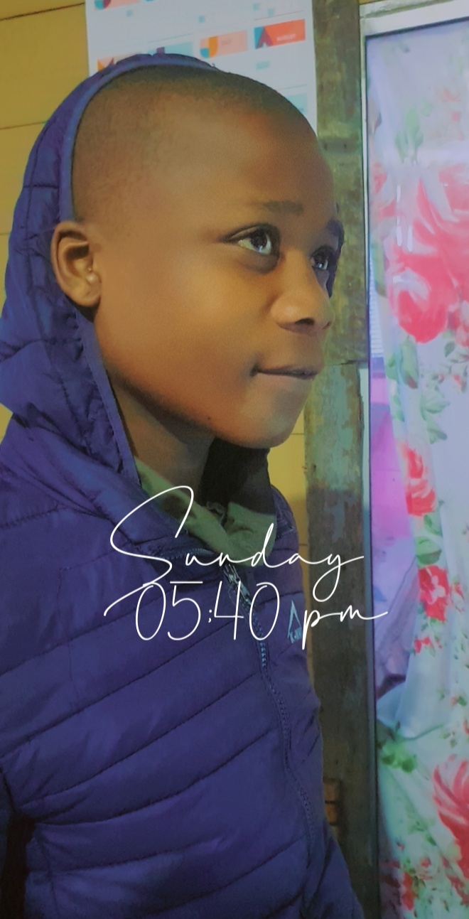 Young Hustlers - Umphefumlo Featuring Young hustlers