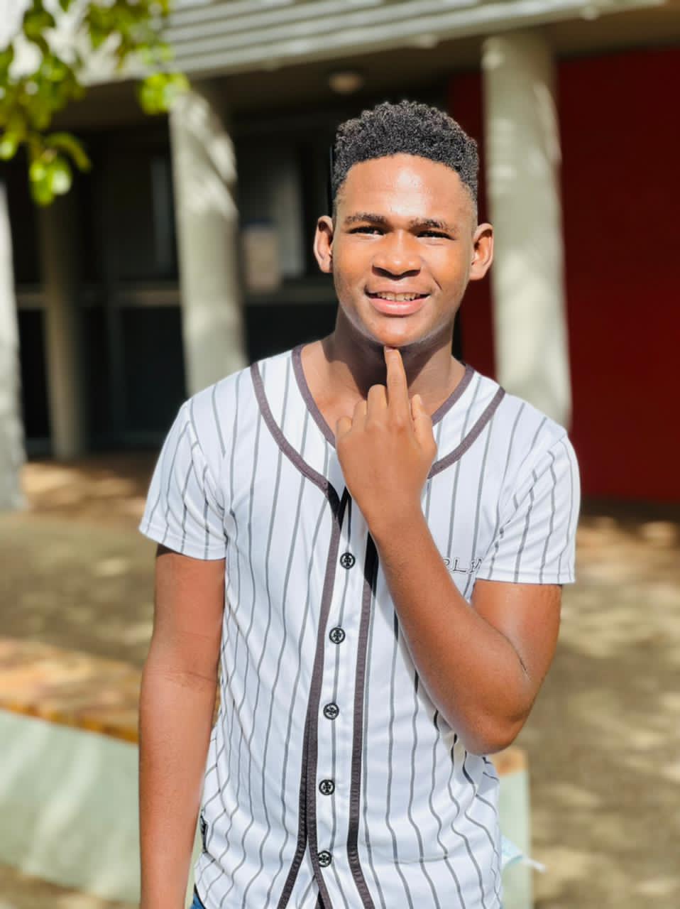 LUCAS - Muvhumbi