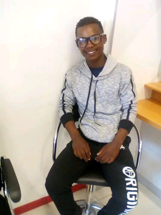 Aphelele Magodongo - Iphupha Lam Featuring None
