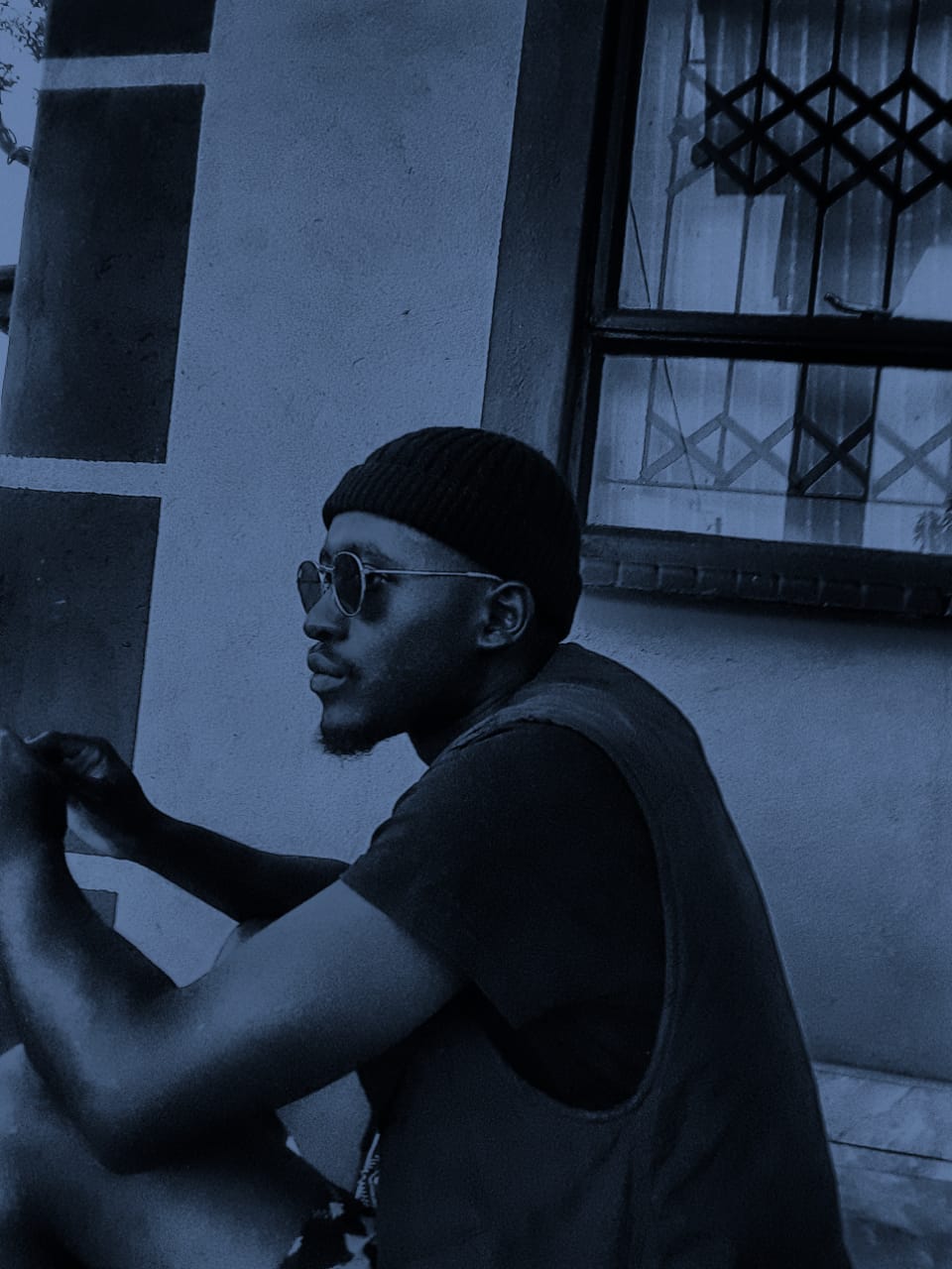Mr Ruddy Dafro - Move your body Featuring Pn boy Mr paradise