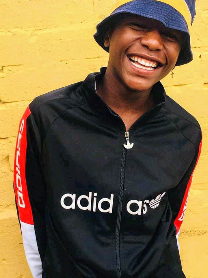 Yungtee - Angifuni mjolo Featuring Youngsaa