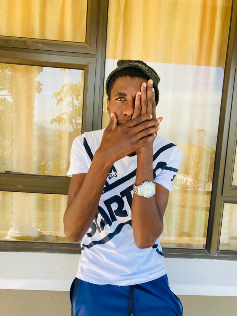 Mlarvest - Hlala ethembeni Featuring T-Bag
