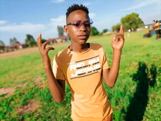 Liledy Manatown - Mathada Remix(Feat. Rowchie Tydee & Cllamziey)