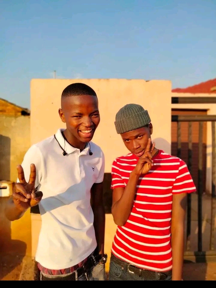 King Atee - Praying Featuring Lwazzi.dort.com x SA.kidd x King kiddo x Benga cee