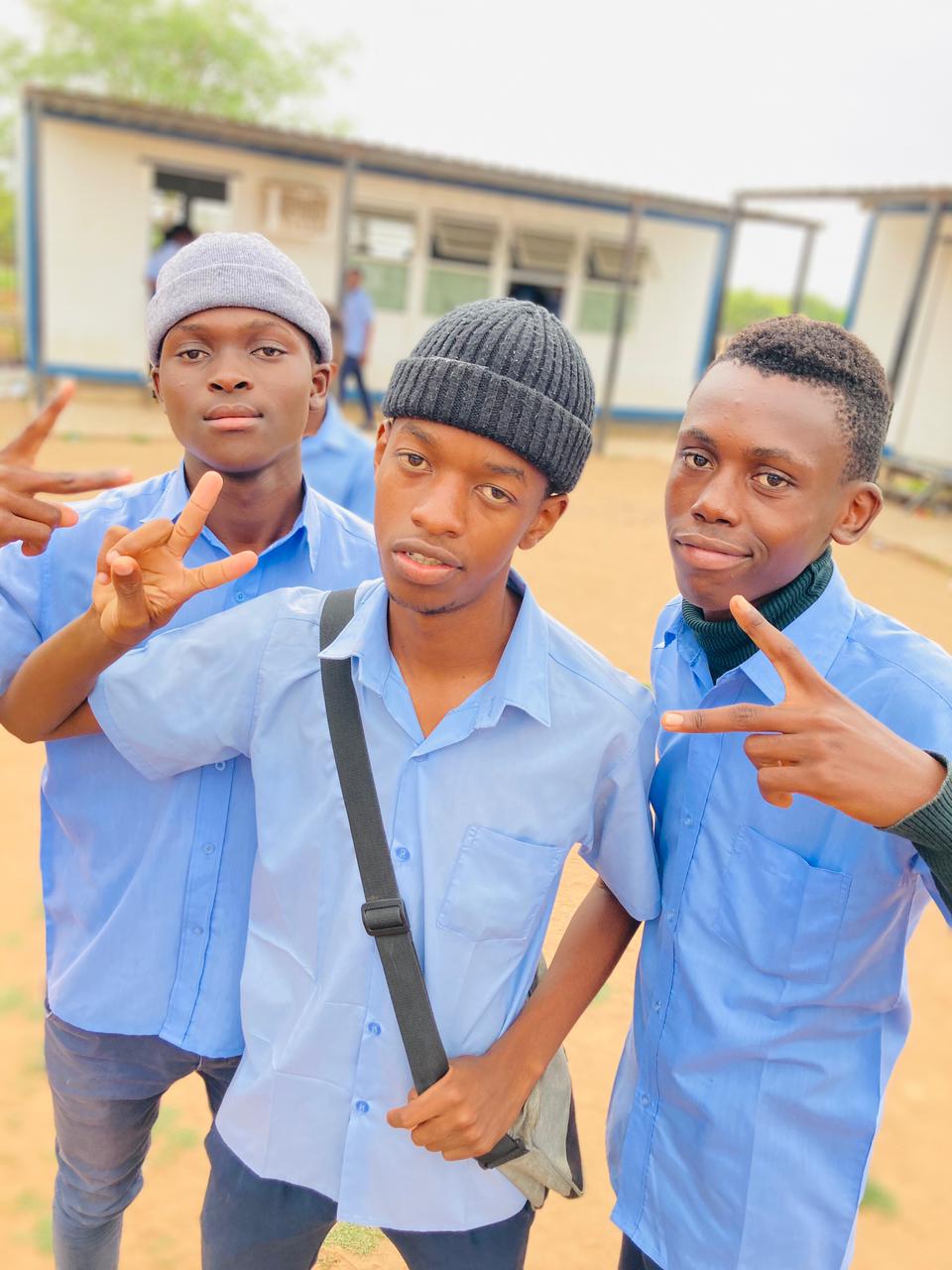 Macanda FoR'De B - My way Featuring Lil Eddie ,pop Dee & crispy Taylor album artwork