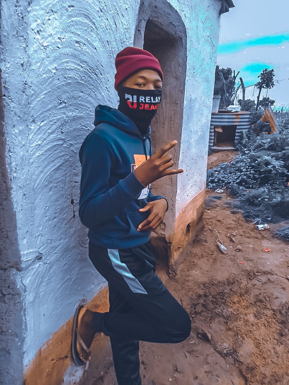 Dj Mluthos Cpt - Bavumile Featuring D