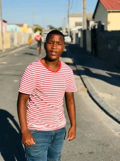 Ayas Aymusiq - Ithemba Featuring Feat Kgosi& JKID