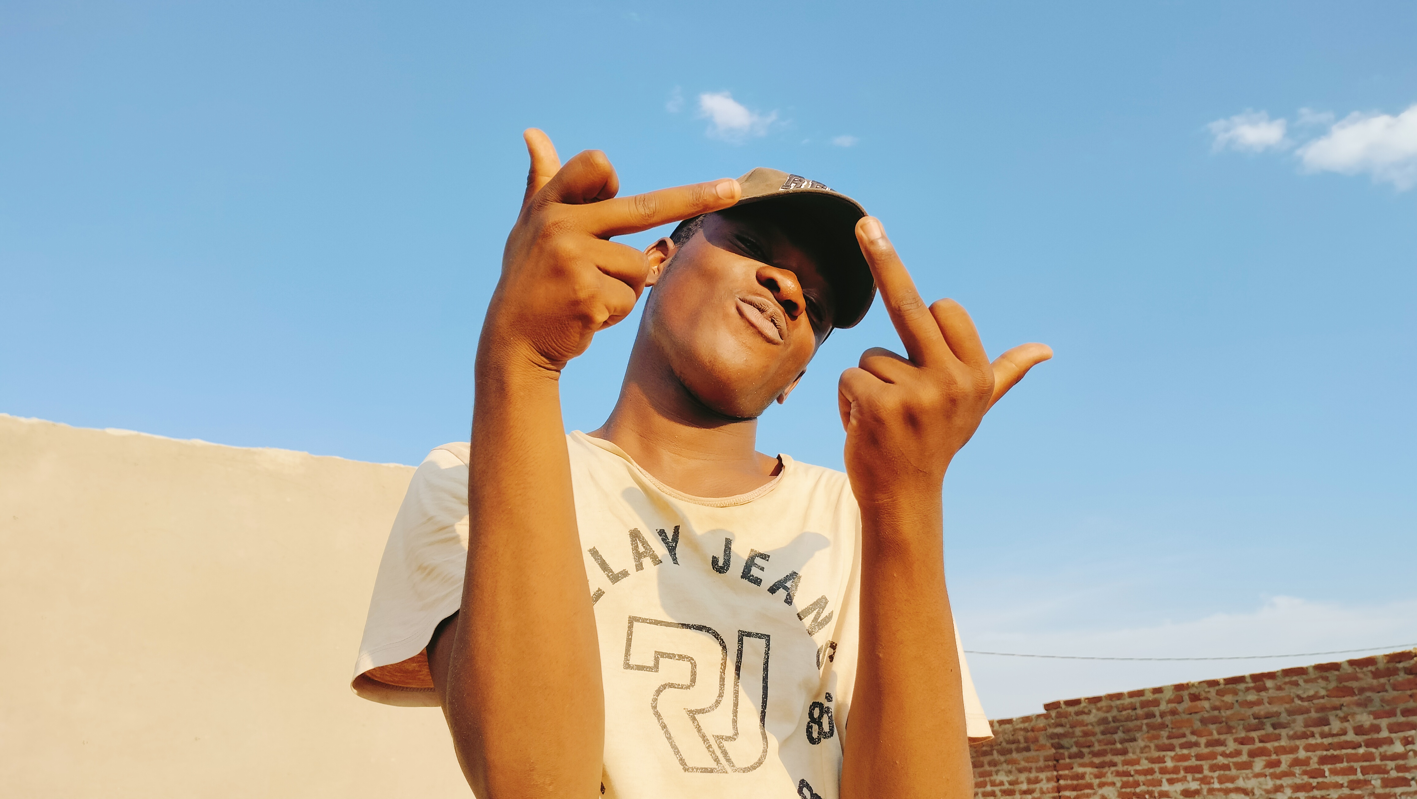 Aus'beatz - Boko Featuring Crispy Taylor