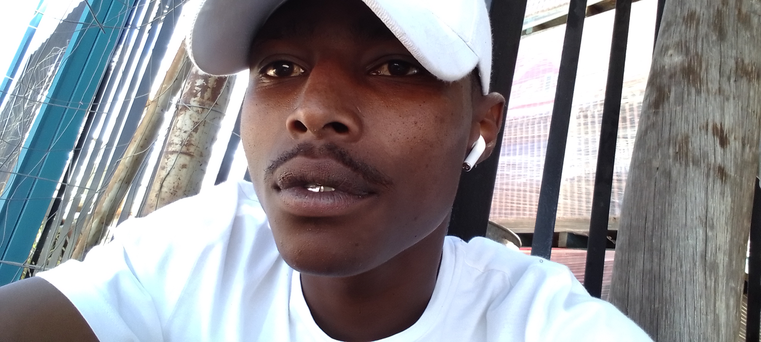 Nobza sa - Enough is enough Featuring Maknobz