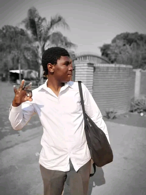 RJ UnLTD - Vhusiwana Featuring Mr Lee West and Kidd Teng