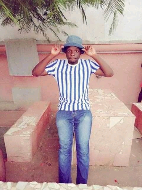 Uncle ziggy - Li booty Featuring Single