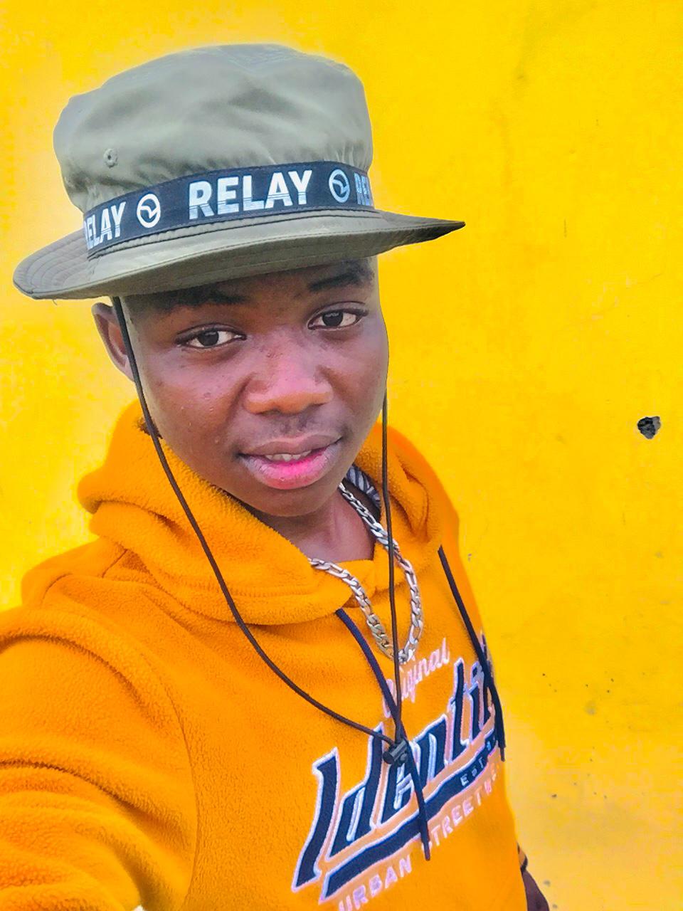 Ellzo Pee Ft Man Dee Ighost - FANCY'LIFE Featuring 2023