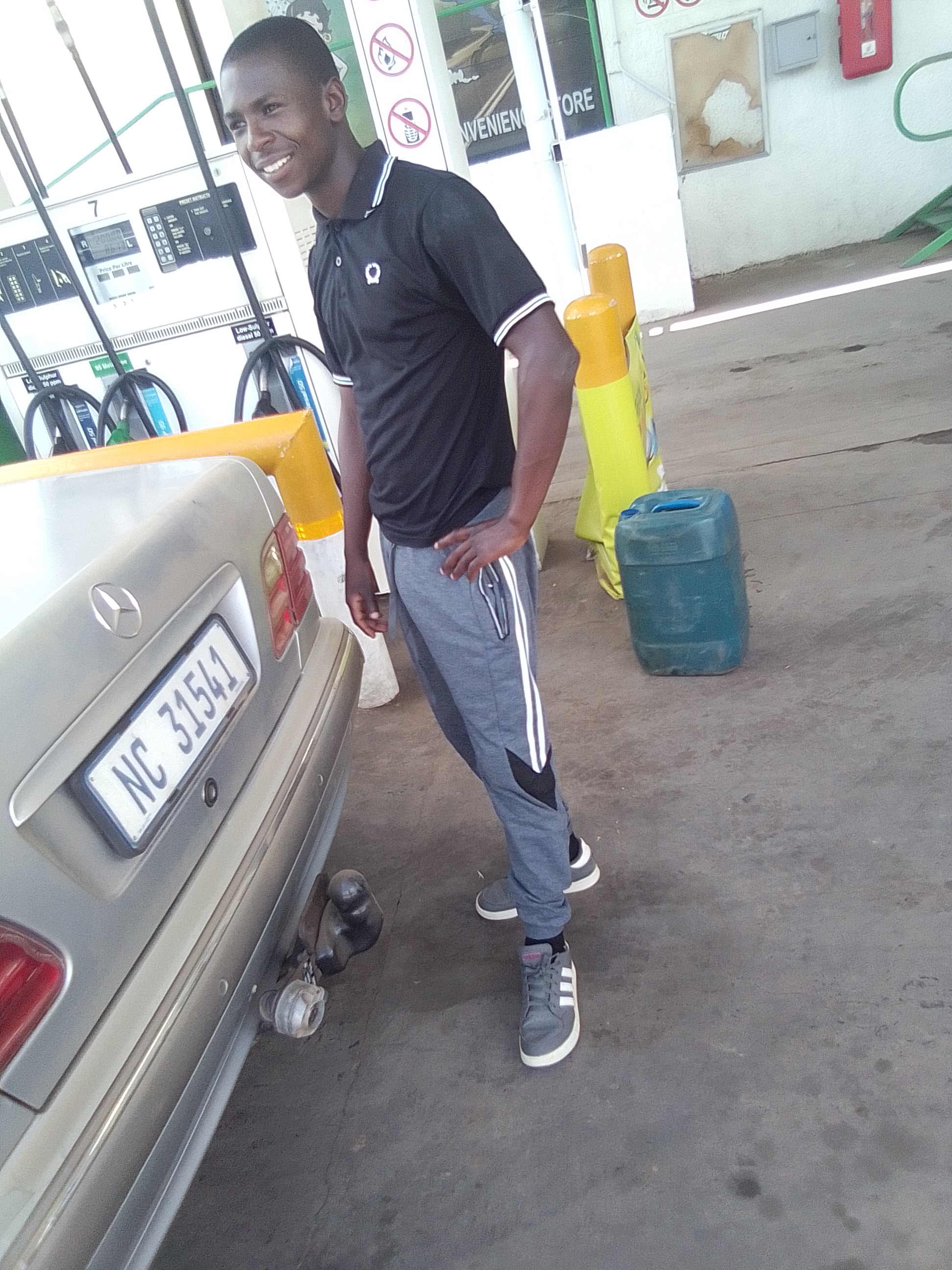 Mr Bozza - IMALI YE NDODA Featuring Sinic