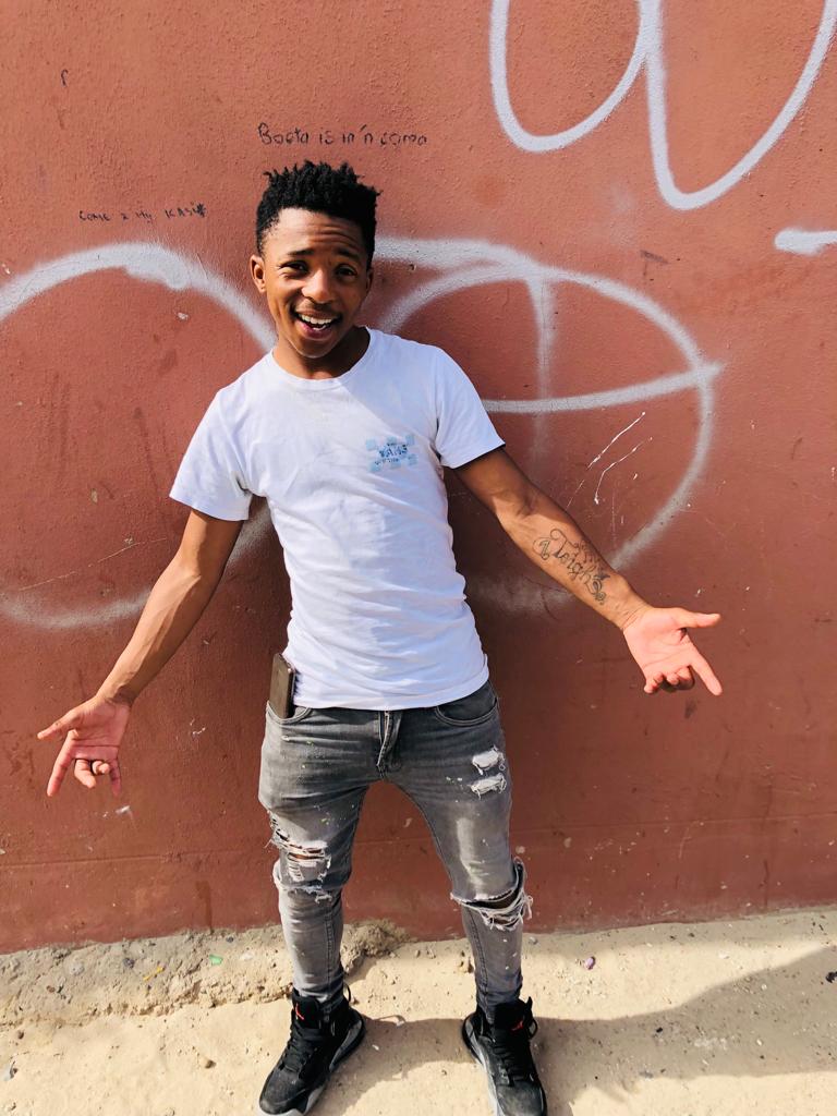 Mr Teigh Mfana Letebele - Andinayo Featuring Sunny-B