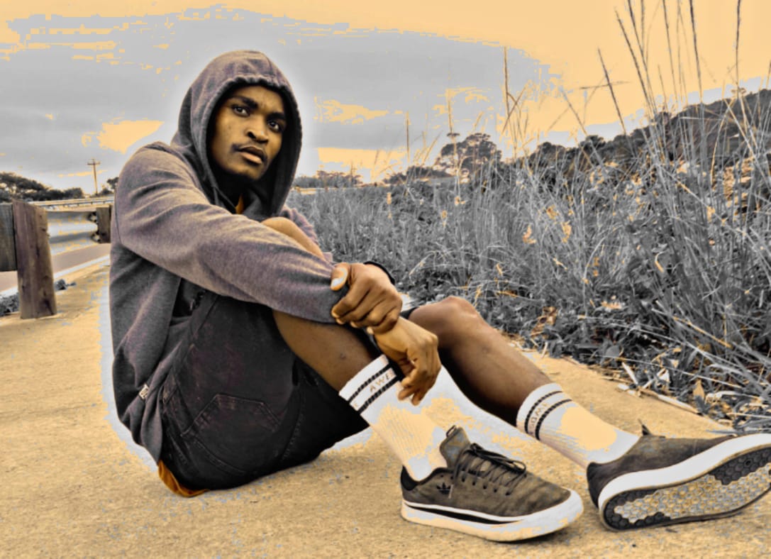 Elusive - NGISA [Cover_Beat by Live Ace] Featuring MusiholiQ