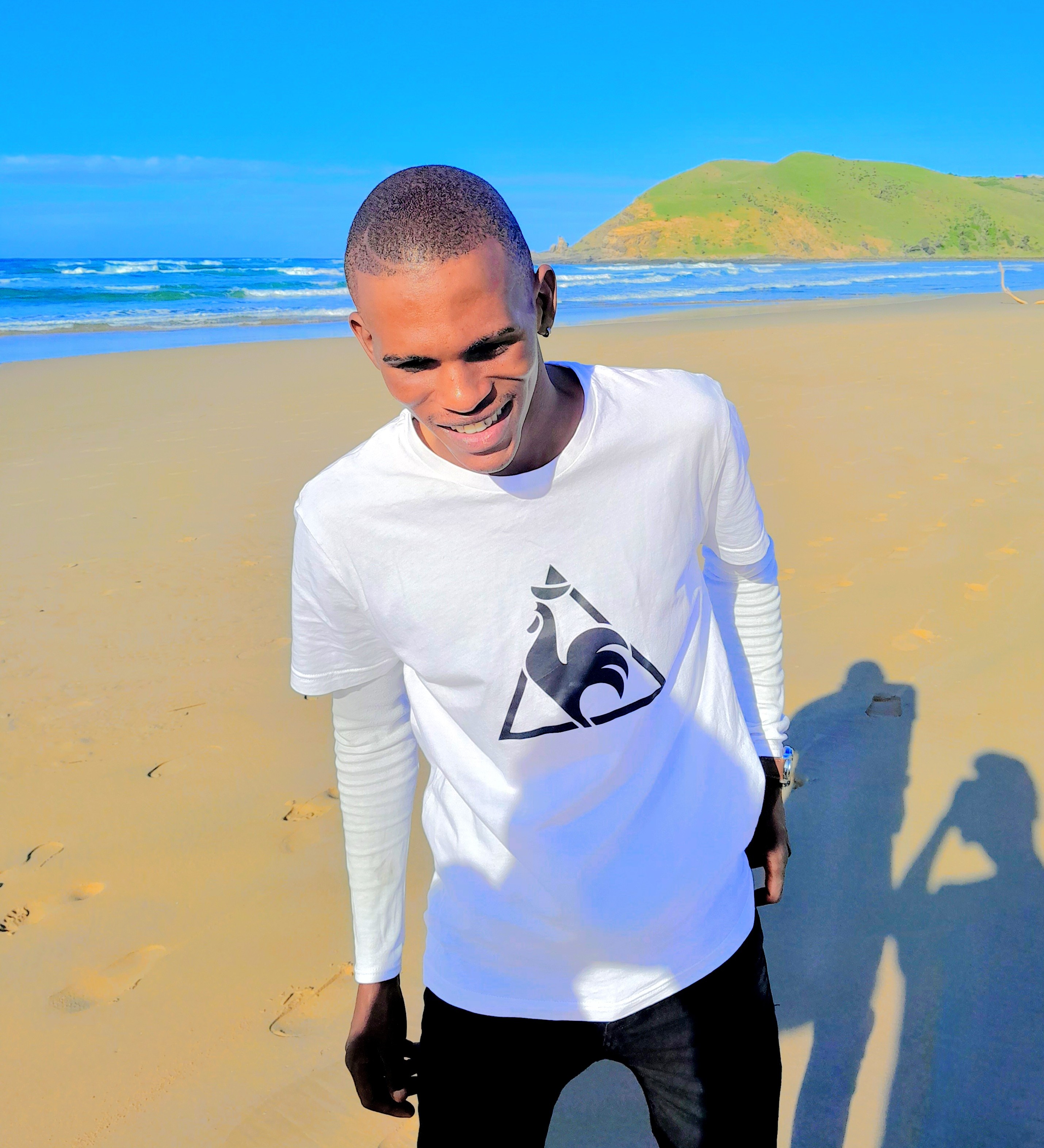 LeekaY ft Sam killer - Ukukhanya kwam Featuring Mr Sam