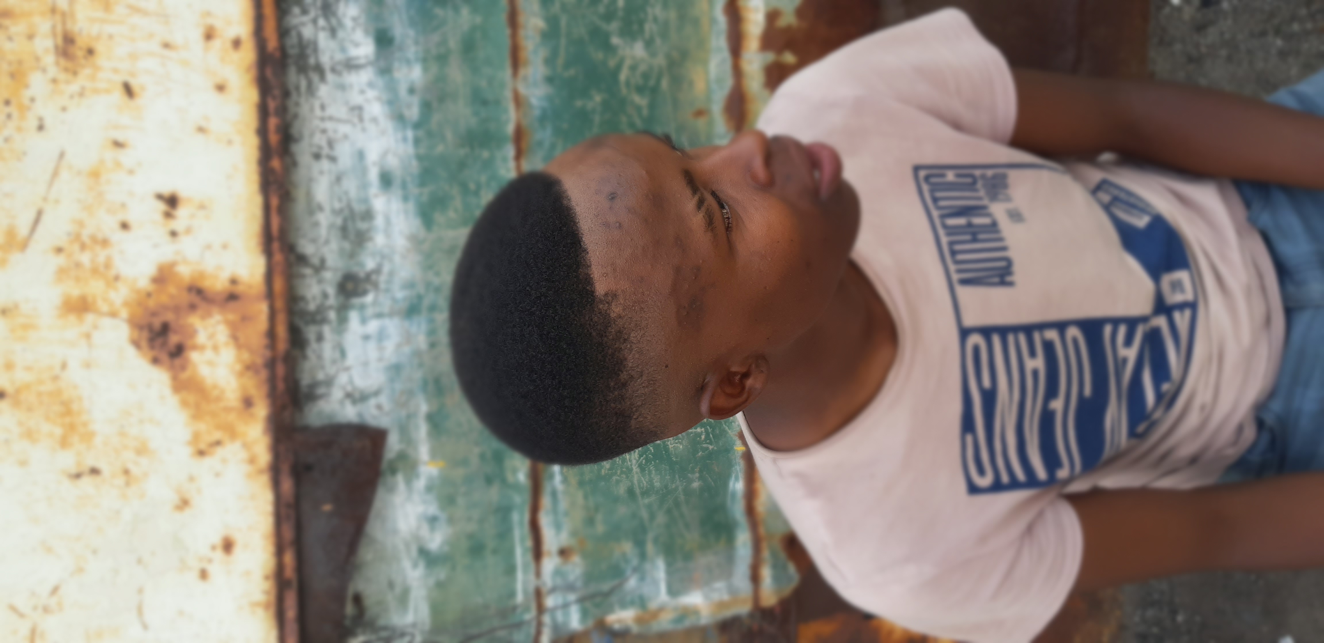 Mah Elly - Sikhala sibanintsi