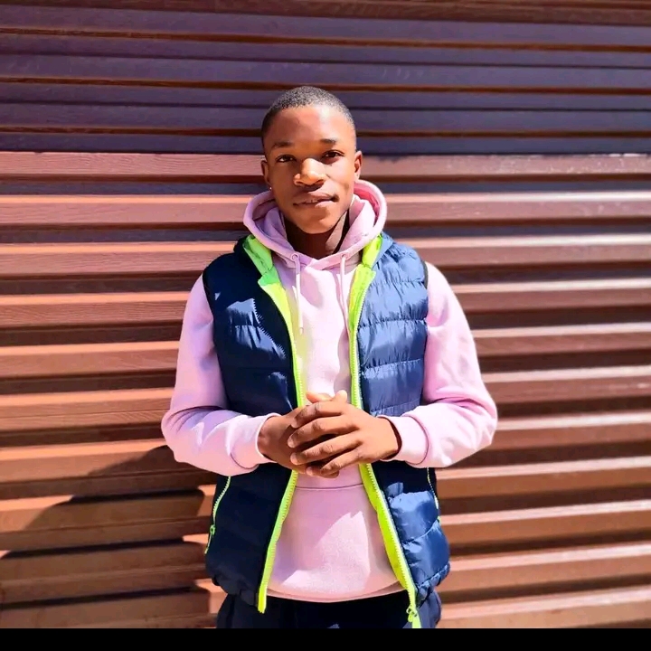 Eltee [Lustre M] - Bless