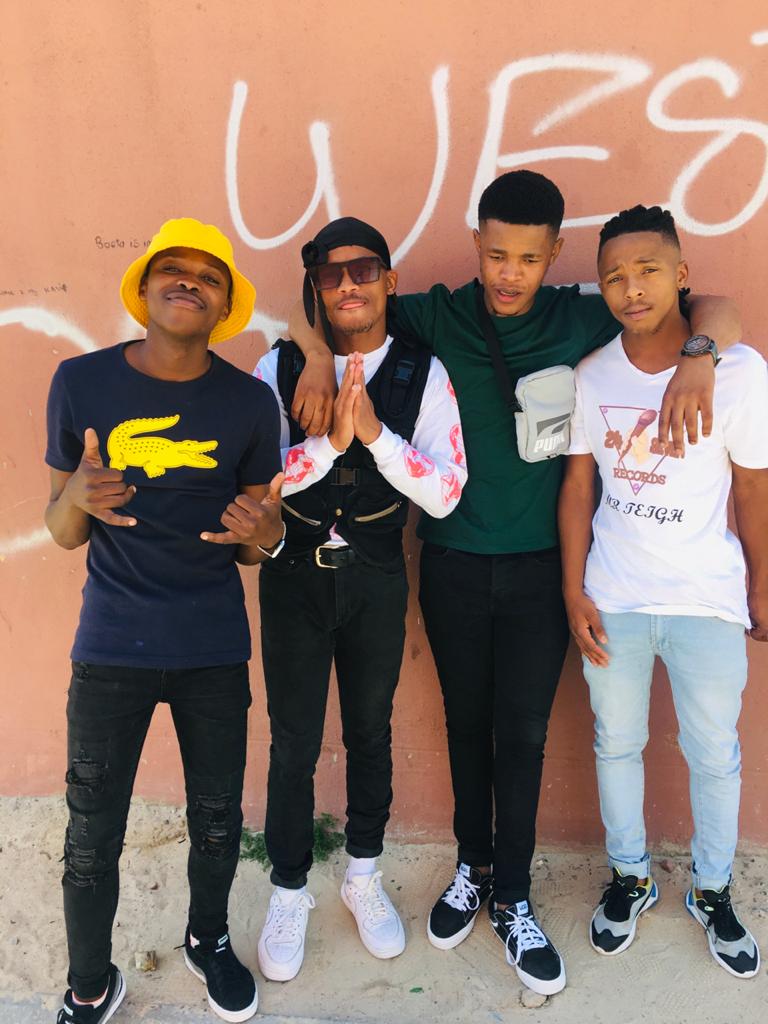 - Angus_ft _Mr Teigh & Language. - Hellow Featuring Ilovane