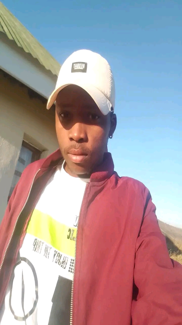 BlaQ Malandie -Ft- Ellzo Pee - Ngale'Komfula Featuring Mr Kwedin