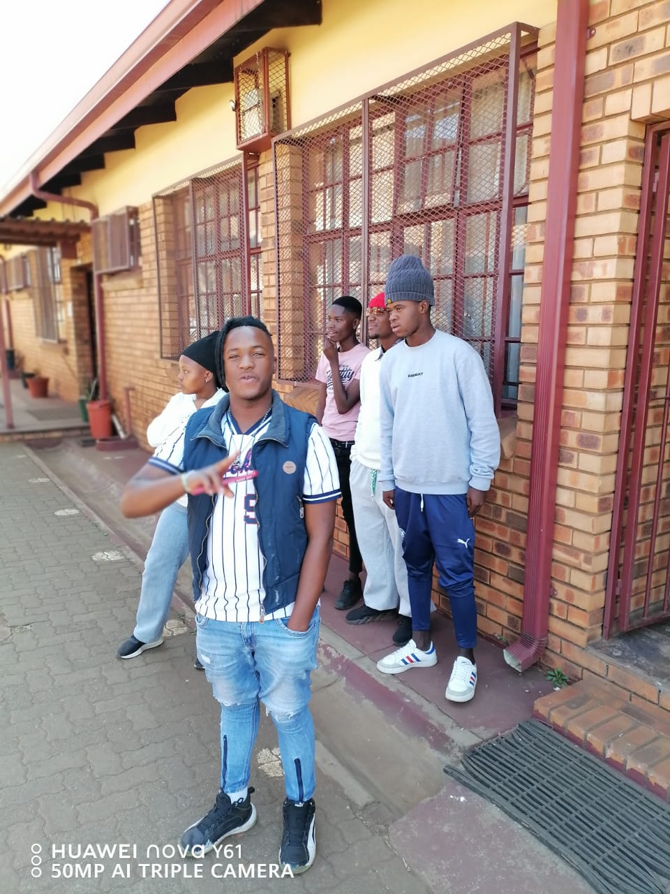 StumzaR Quest.sa - SBWL INTOMBI ENE FRONTAL Featuring King KiDDO X African Kidd & JABABY