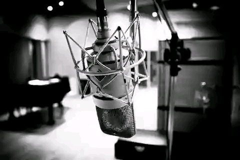 Kay Vey de vocalist ft Total idyan - Pull up Featuring mDP