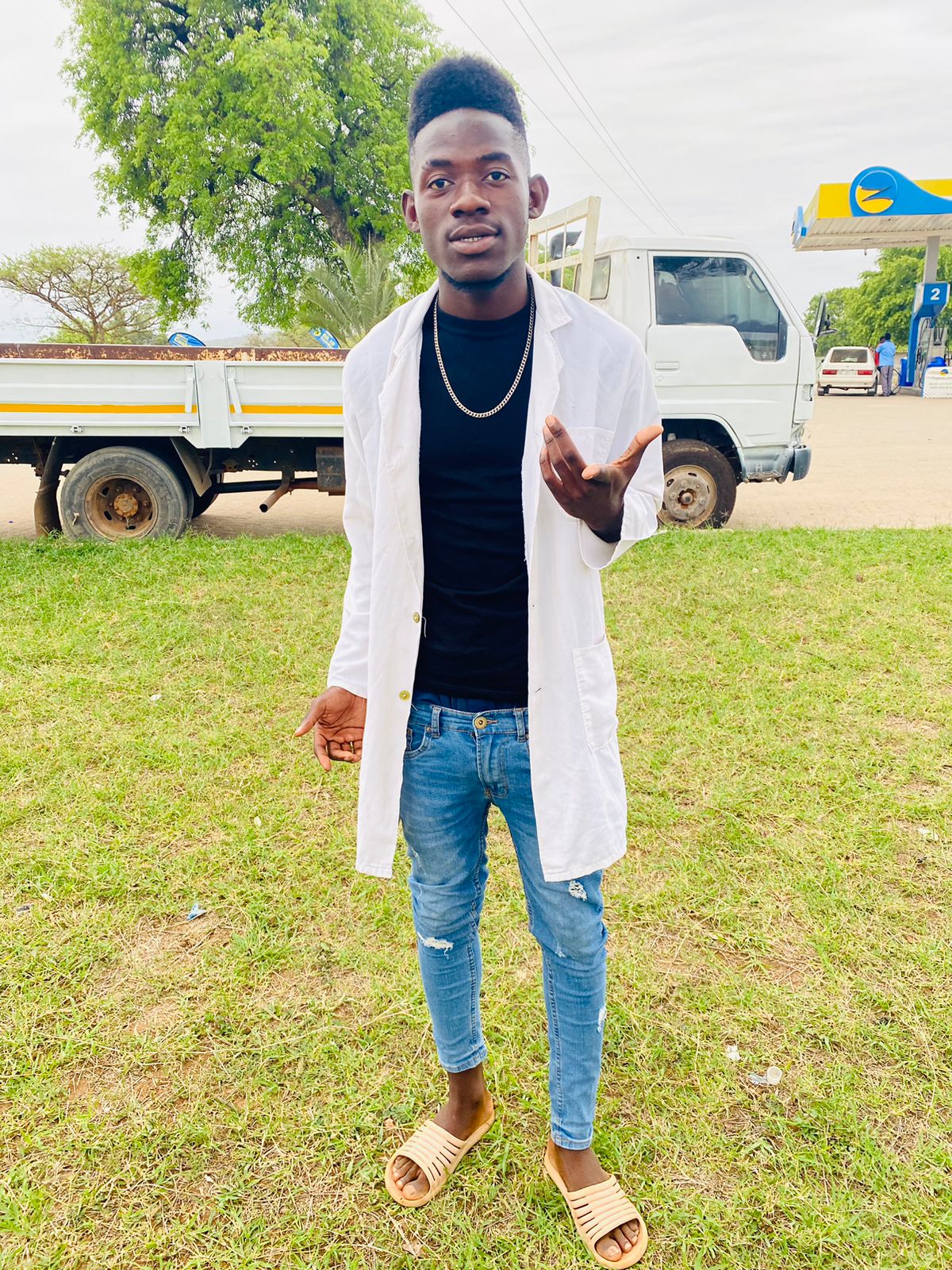 Voice of god - Huwelela mo3 Featuring Jayman