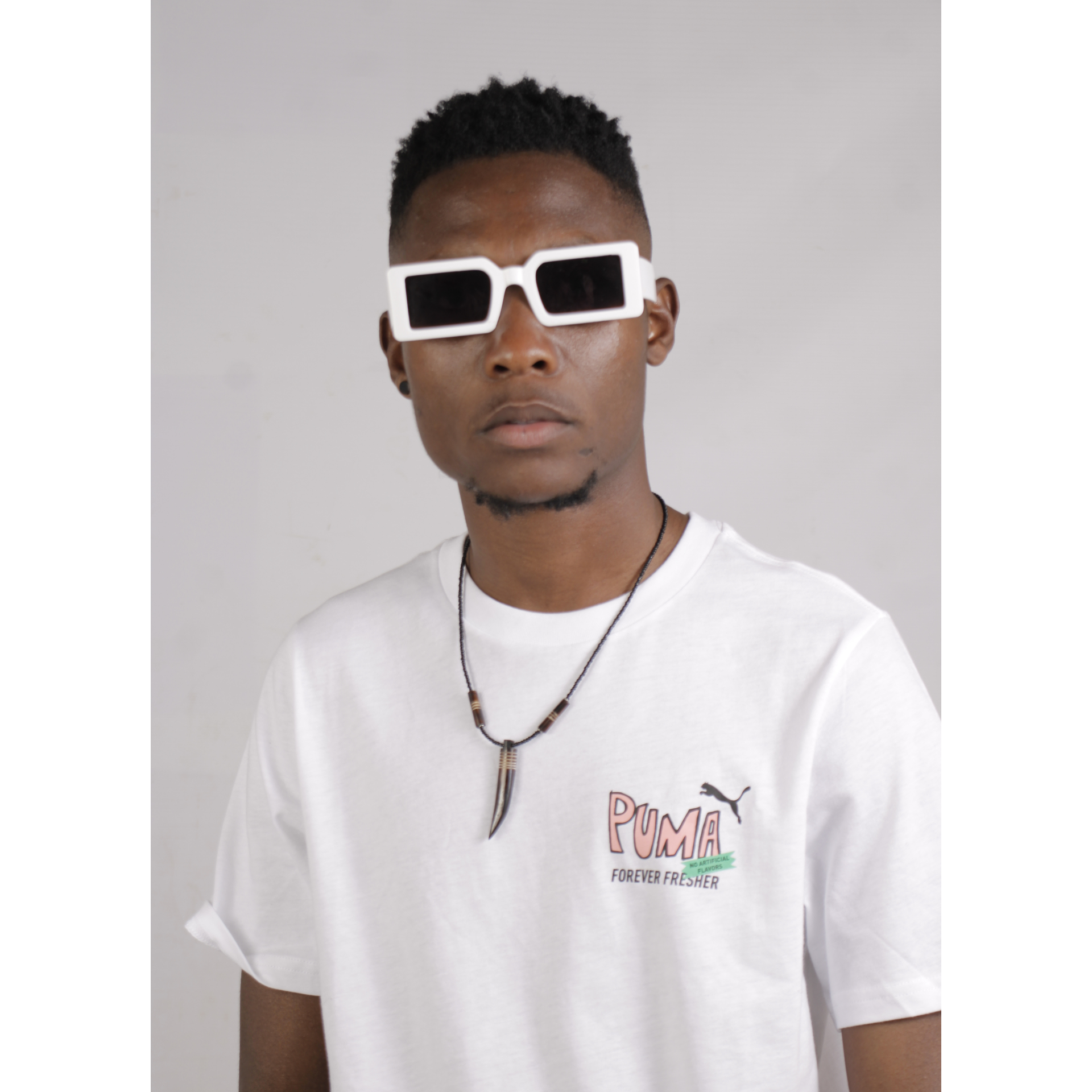 Dj Thabz Mubveledzi - Ri vhuya lotsha(Mahalwani) Featuring ChizNuz, Phoenix Blackjack & King Swegga