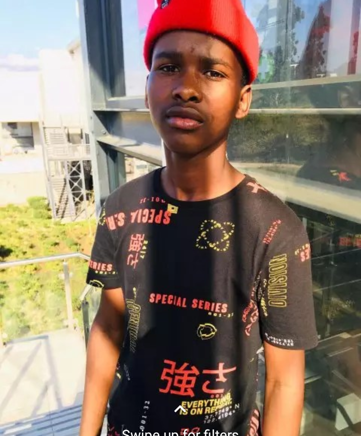 Smakade Rsa - Legend Mr Thela