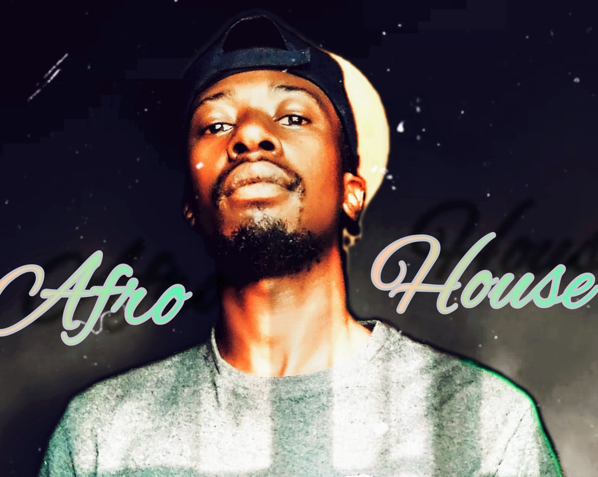 DaddyT - Afro house Featuring DaddyT