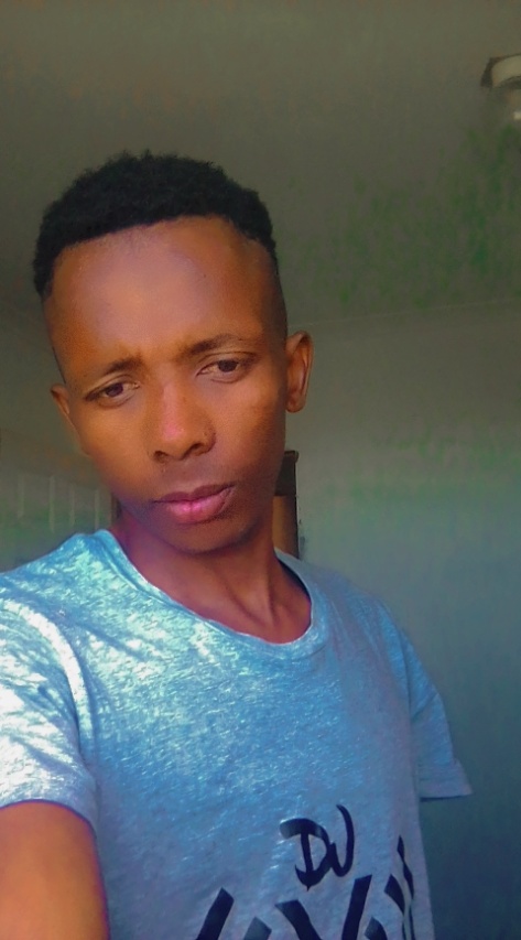 Dj Man X - Xola Featuring Amaster Musician