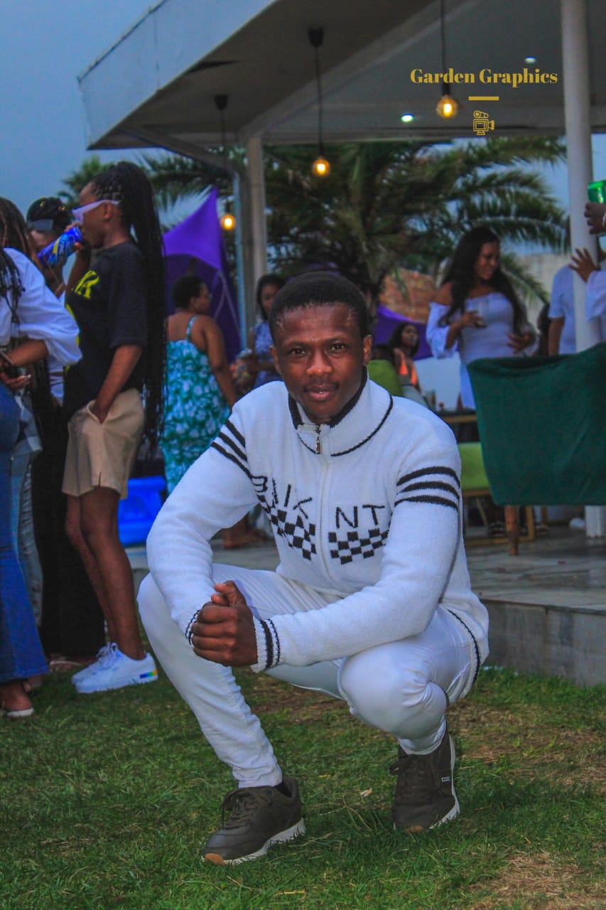 dj dokotela x sikablade - dubula  makhelwane Featuring Dj Dokotela X Sikablade