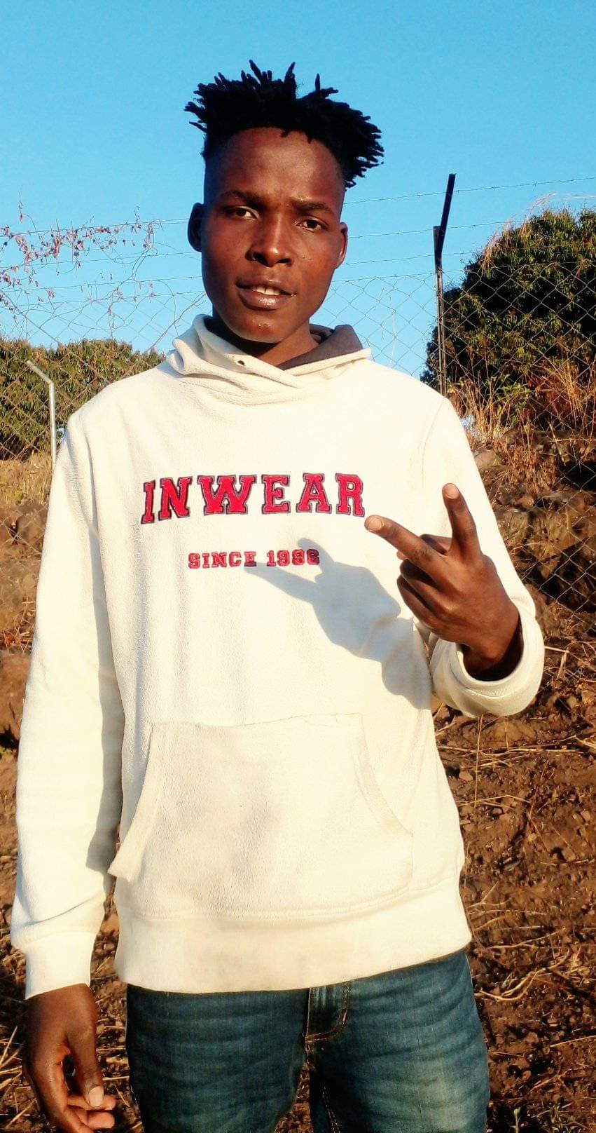 Ndox Mr Flow - Mukambo Featuring Micro boy
