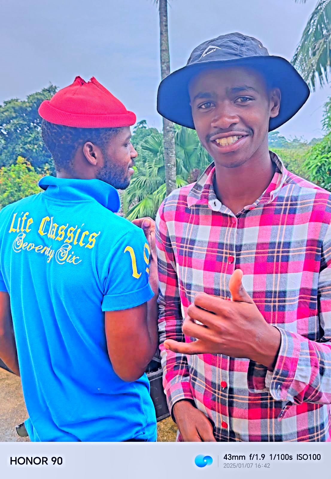 BRAGEERSA - Cela ningibongiseni Featuring Beekay_xDMC PDCTN RECS