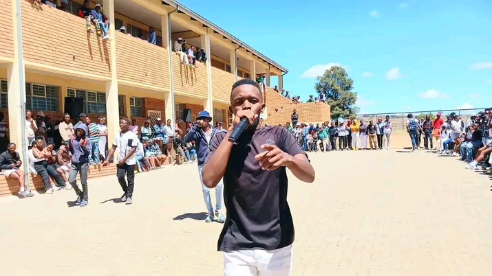 M.O.Bzz - Nangoku Featuring Sikelela album artwork