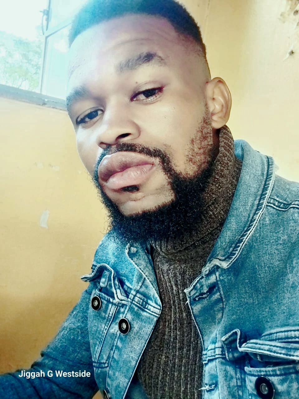 Jiggah G - Oshanduka Featuring Vp talking & Flickza album artwork