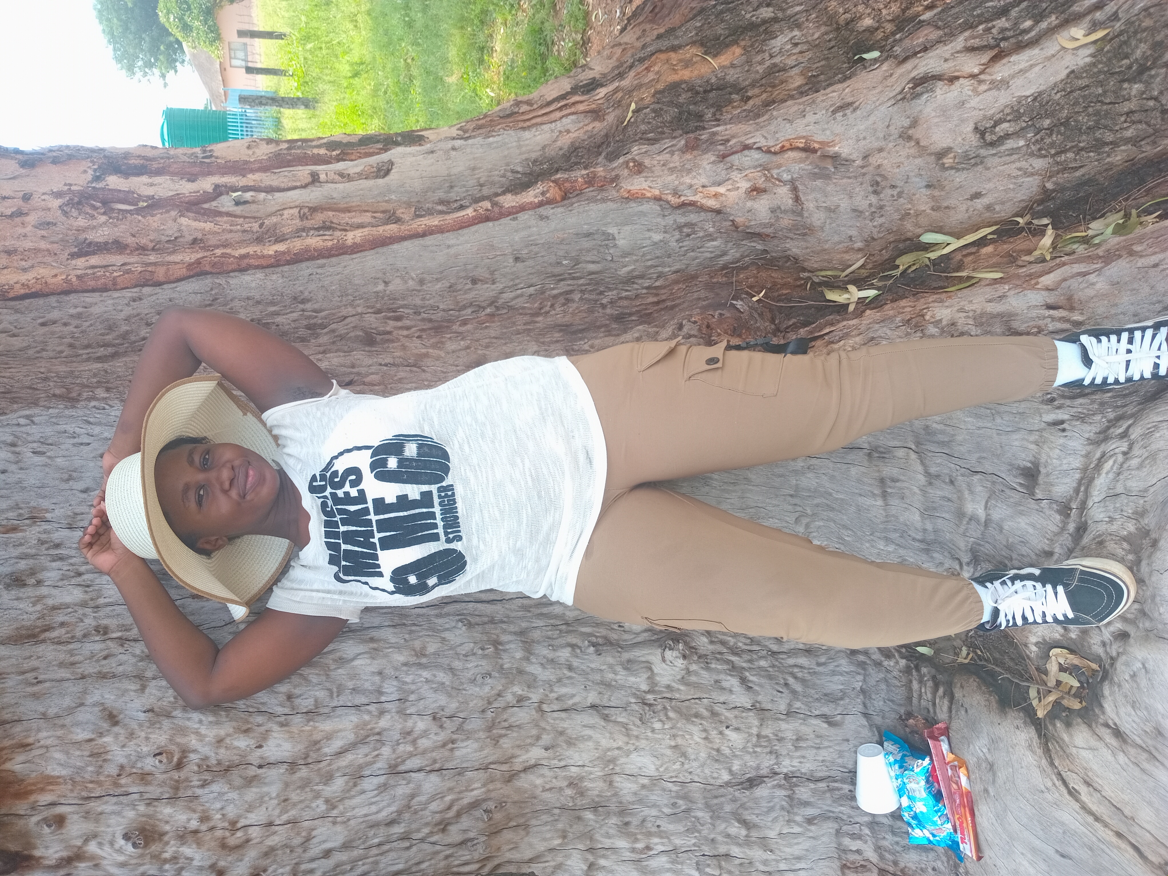 FATROCK SA - UZOKLINDA Featuring Nikiwe ndala album artwork