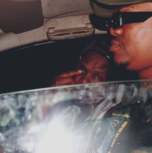 NORA DE GINTSA - INTOMBI YAPHESHEYA album artwork